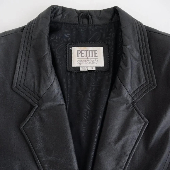 Vintage Petite Sophisticate  Black Button Down Leather Jacket Size Small - Picture 11 of 13